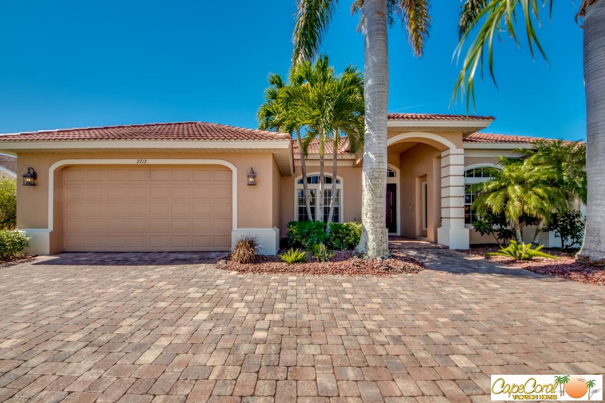 Villa Whispering Palms