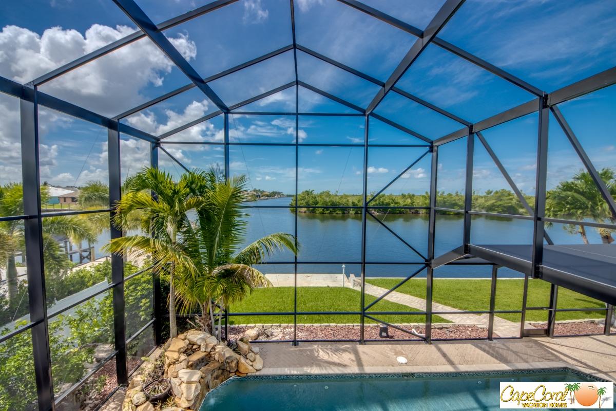 55-Master-Bedroom-Balcony