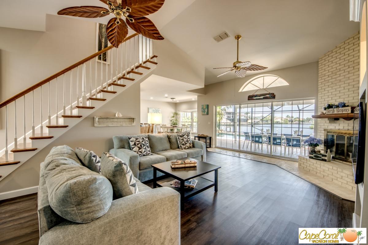7-Family-Room