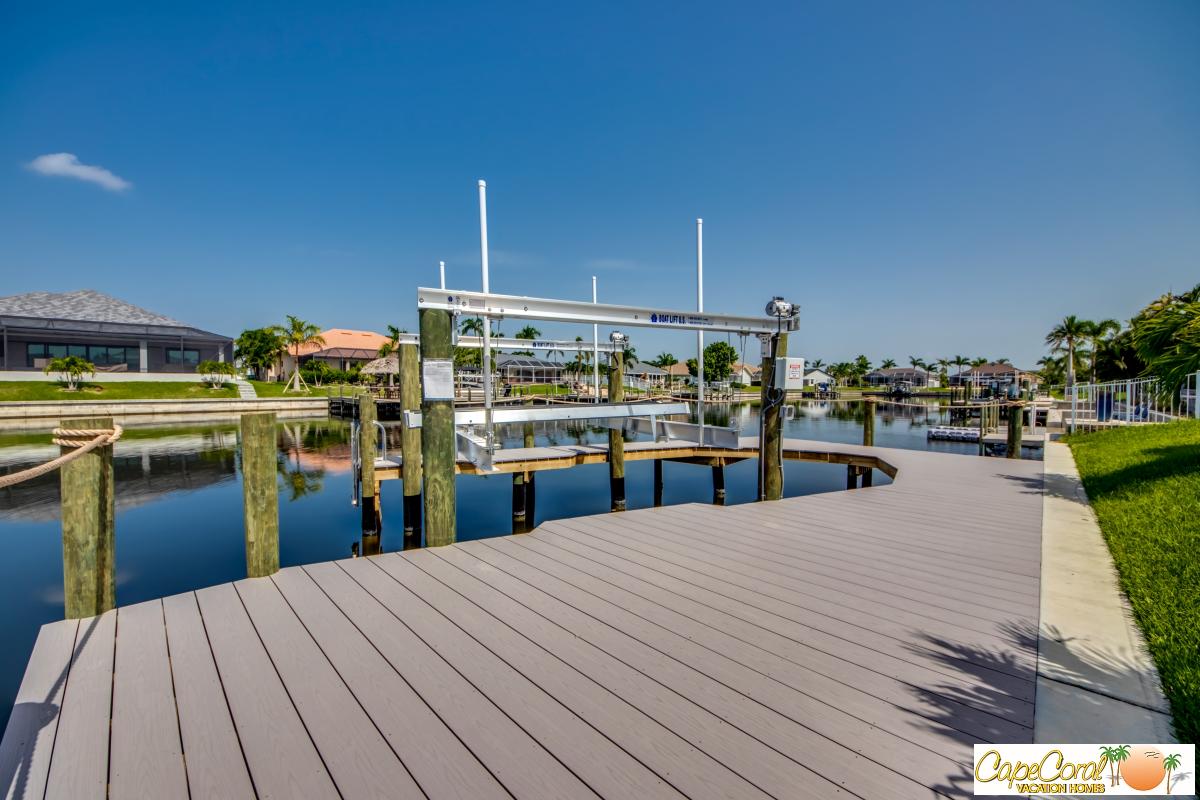 84-Dock-Boat-Lift