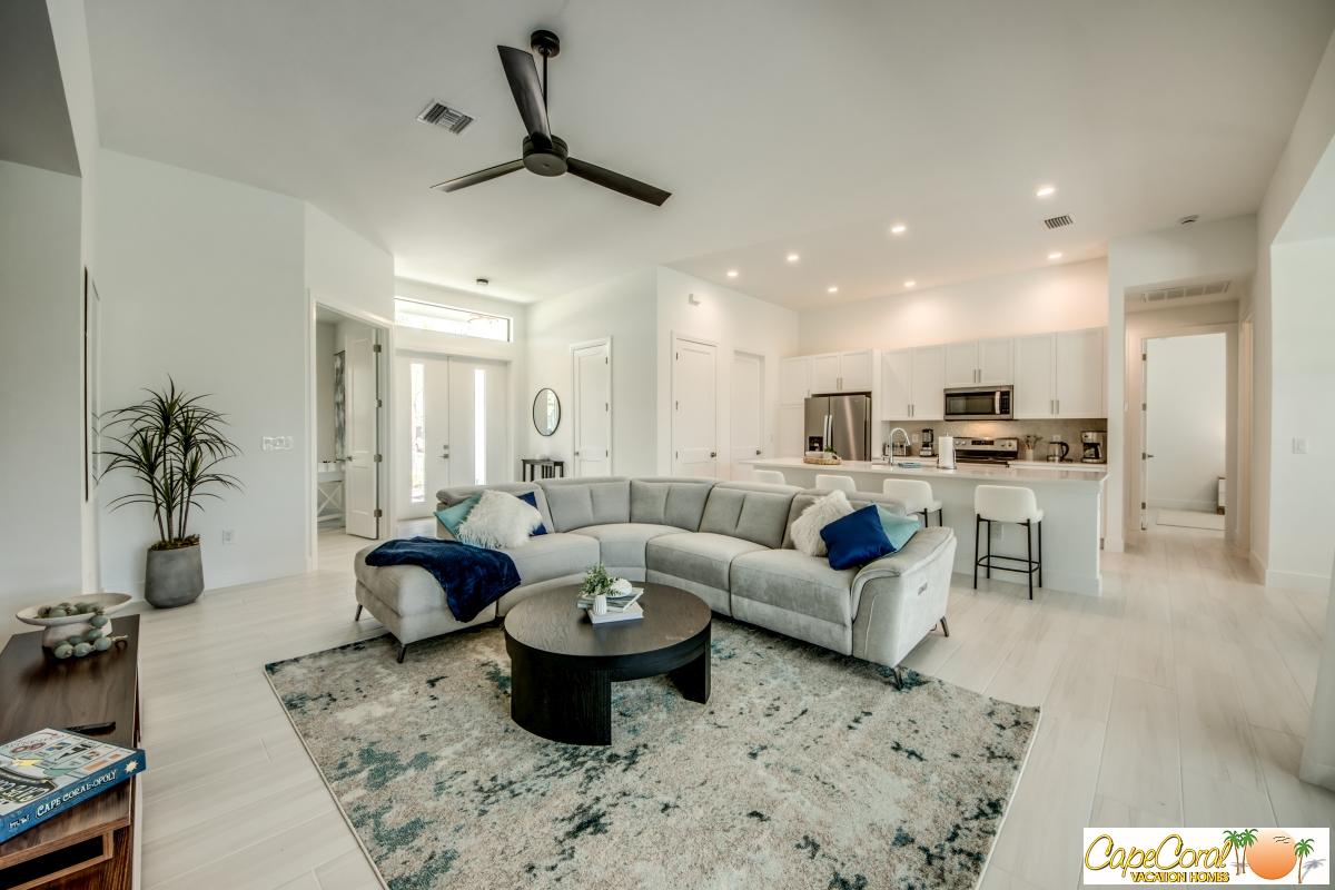 15-Family-Room
