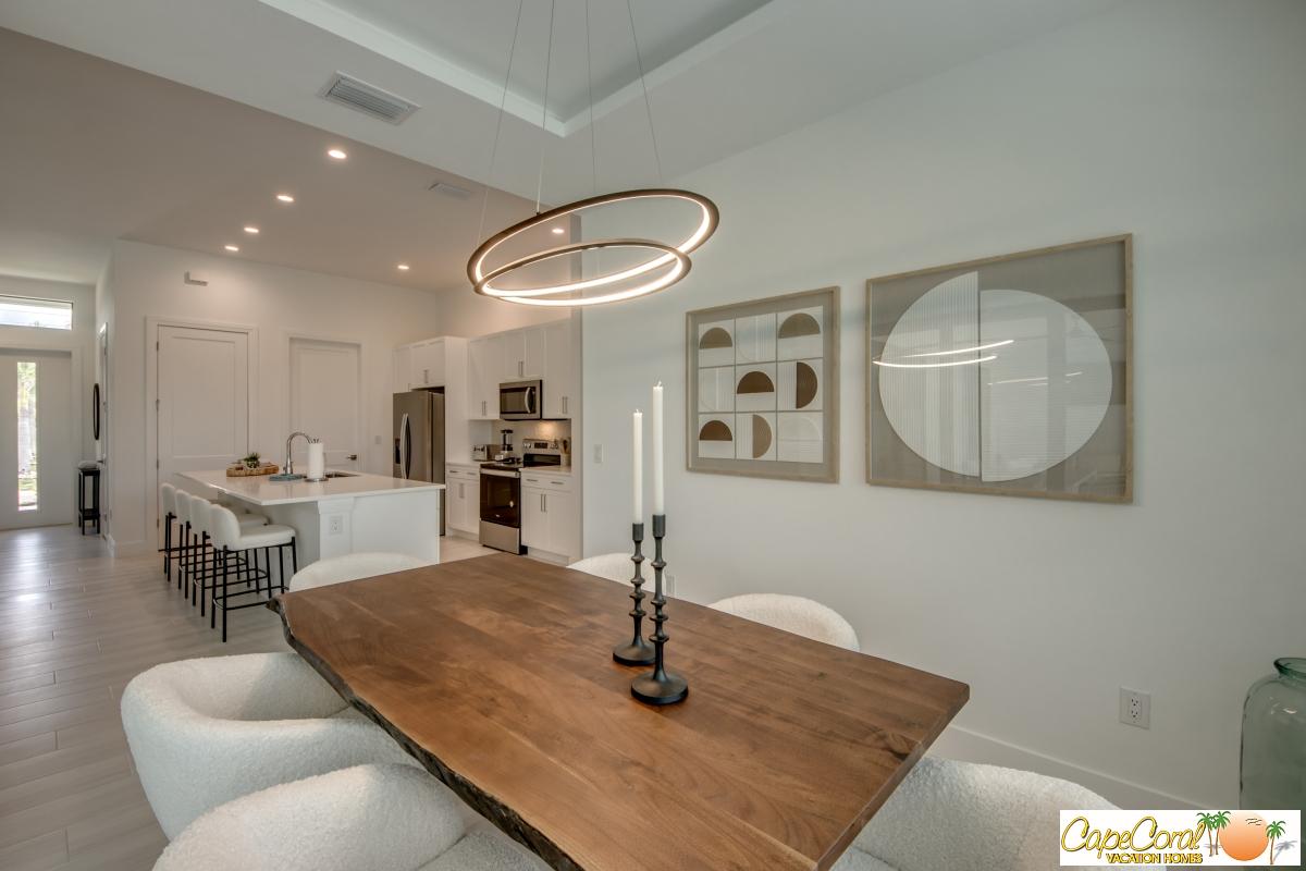 20-Dining-Room