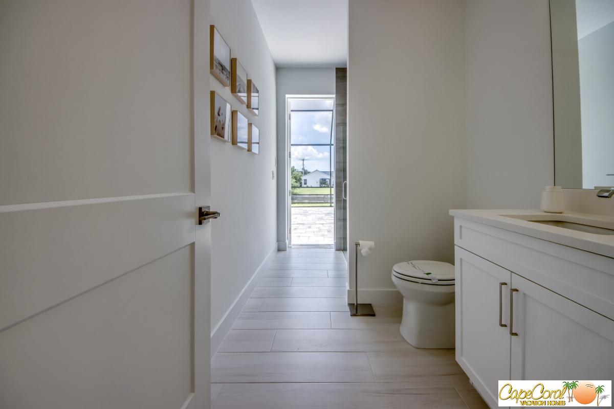 39-Guest-Pool-Bathroom