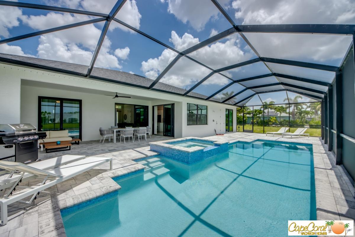 58-Pool-Hot-Tub
