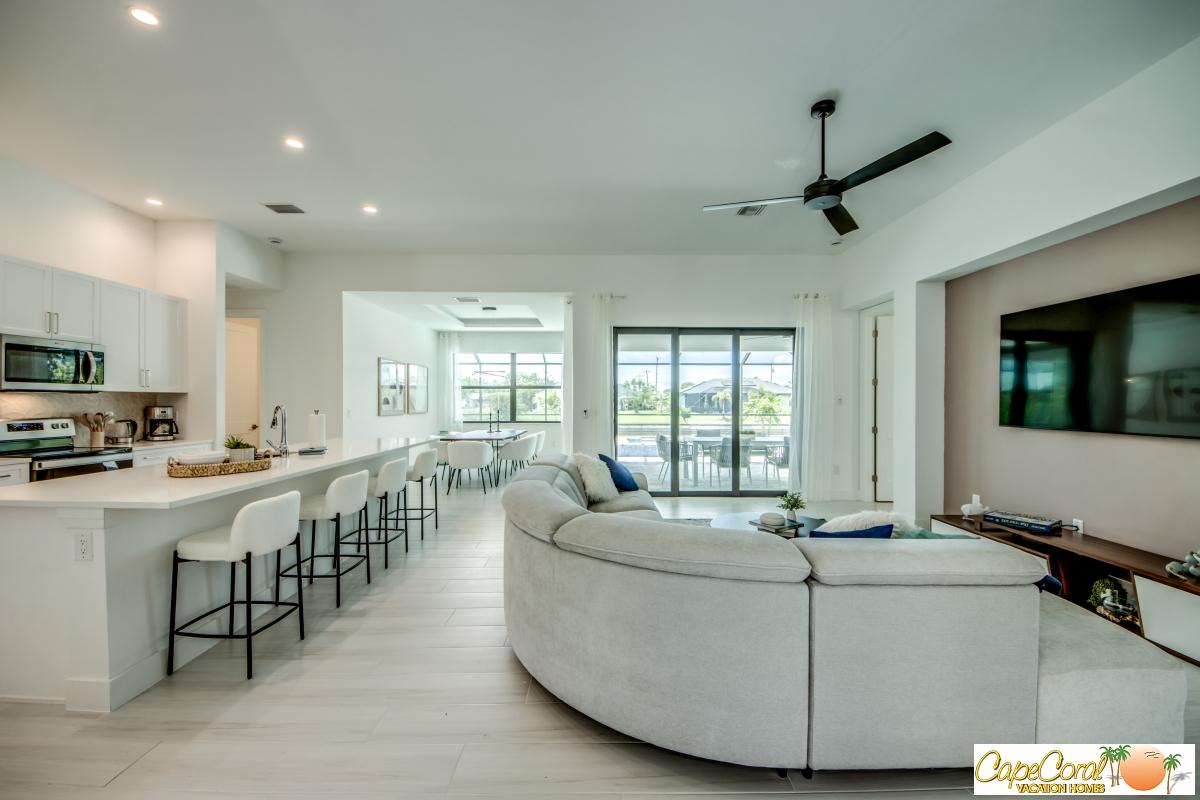 6-Family-Room