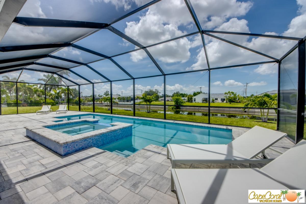 60-Pool-Hot-Tub