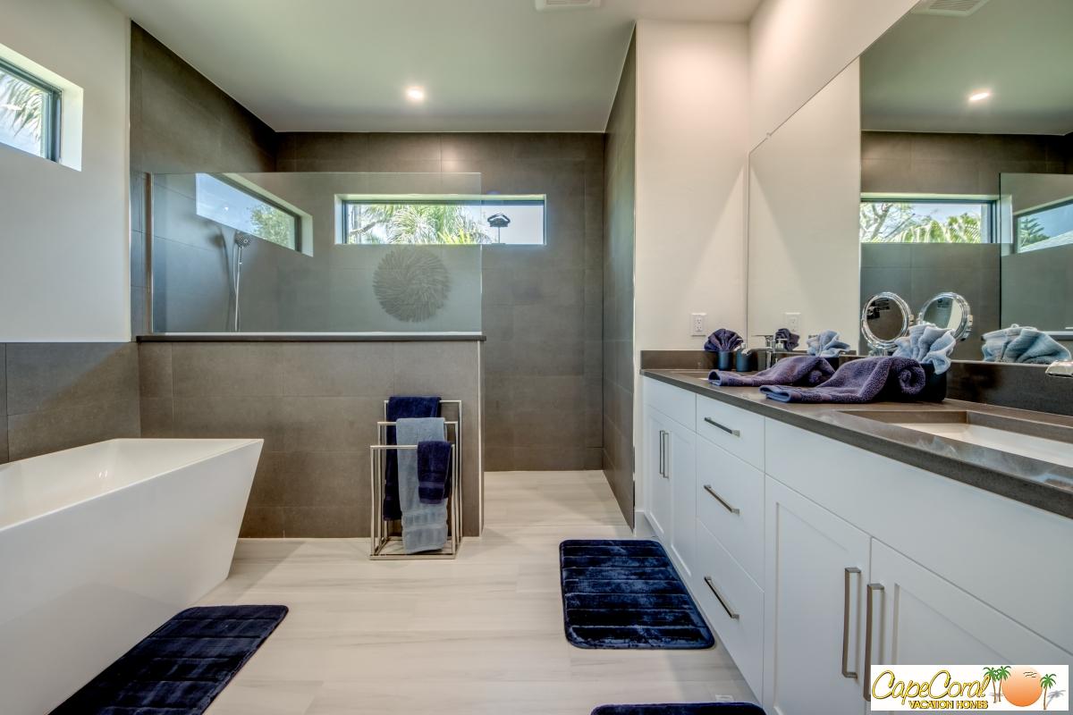 37-Master-Bathroom