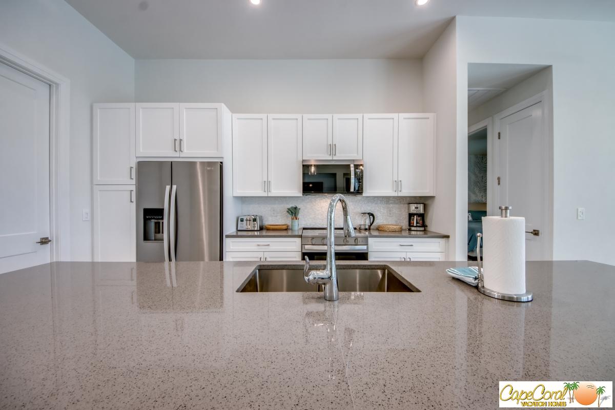 28-Kitchen