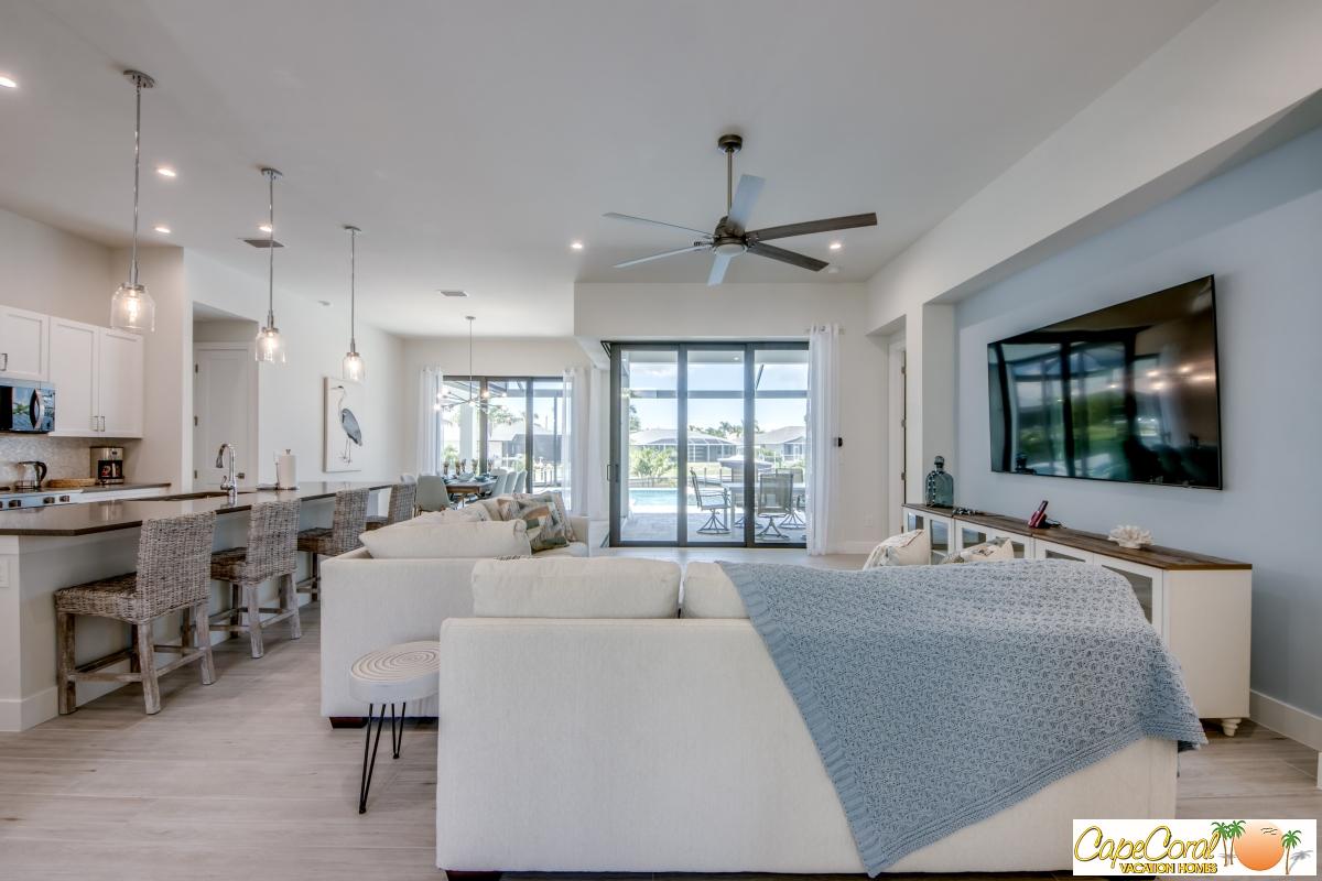 7-Family-Room